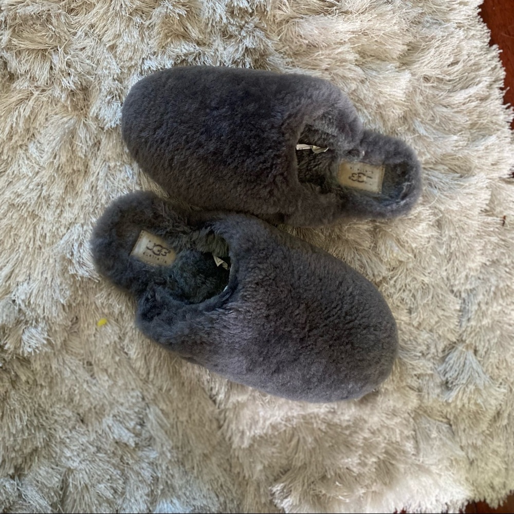 Grey ugg slippers